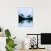 Moonlit Trees en Lake Poster (Thuiskantoor)