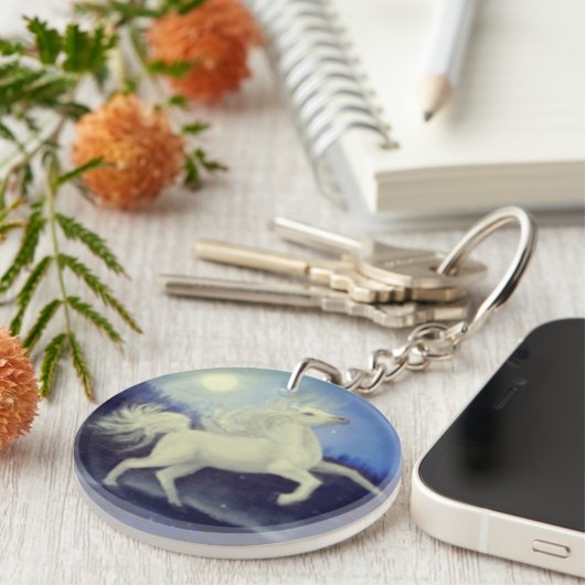 Moonlit White Horse Acrylische Sleutelhanger (Voorkant Rechts)