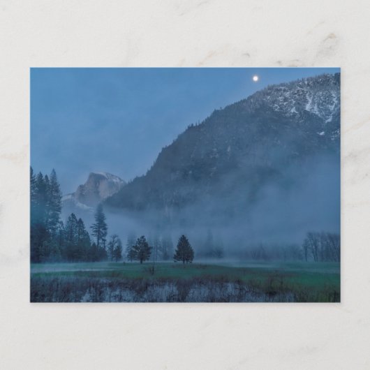 Moonrise & Mist Over Leidig Meadow Briefkaart (Voorkant)