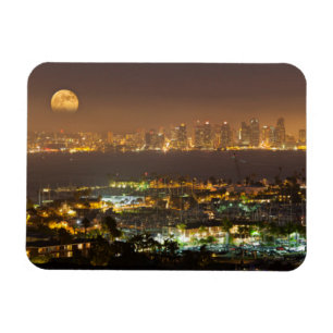 Moonrise over de skyline van San Diego Magneet