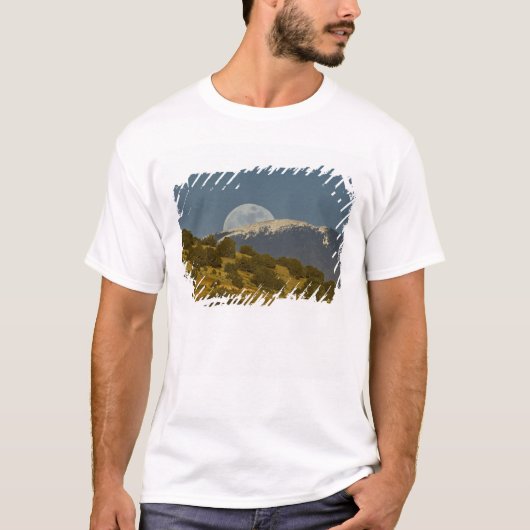 Moonrise over het Sangre de Cristo-gebergte, T-shirt (Voorkant)