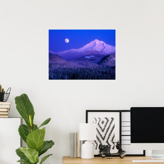 Moonrise Over Mt. Hood Oregon in Winter Poster (Thuiskantoor)