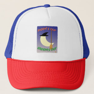 Moons Out Brooms Out Motto voor Halloween Trucker Pet