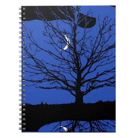 Moonscape in Cobalt Blue en Black Notitieboek (Voorkant)