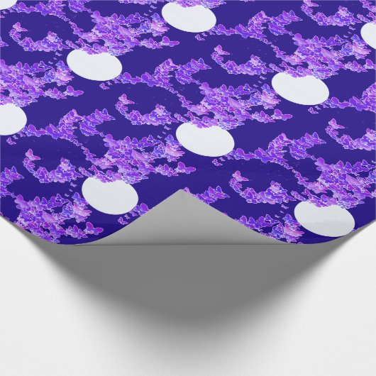 Moonscape met vlinders - lila, donkerblauw cadeaupapier (Hoek)