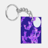 Moonscape met vlinders - lila, donkerblauw sleutelhanger (Voorkant Links)
