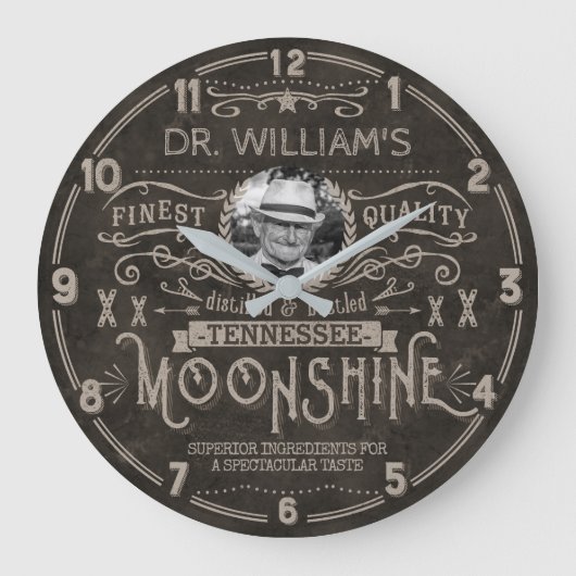 Moonshine  Hillbilly Medicine Custom Brown Grote Klok (Voorkant)
