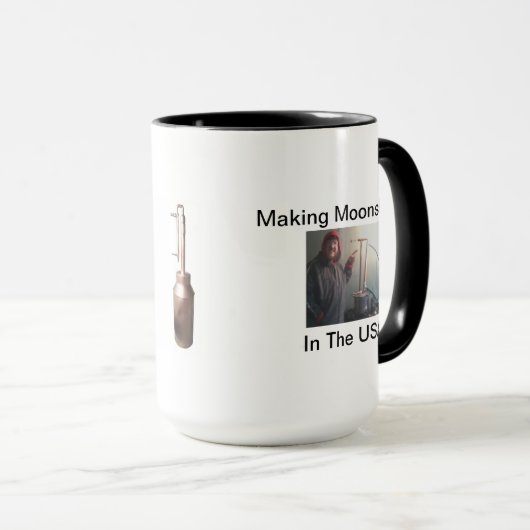 MOONSHINE IN DE VS MOK (Voorkant rechts)