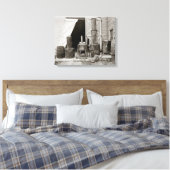 Moonshine nog steeds in beslag genomen door politi canvas afdruk (Insitu (Slaapkamer))