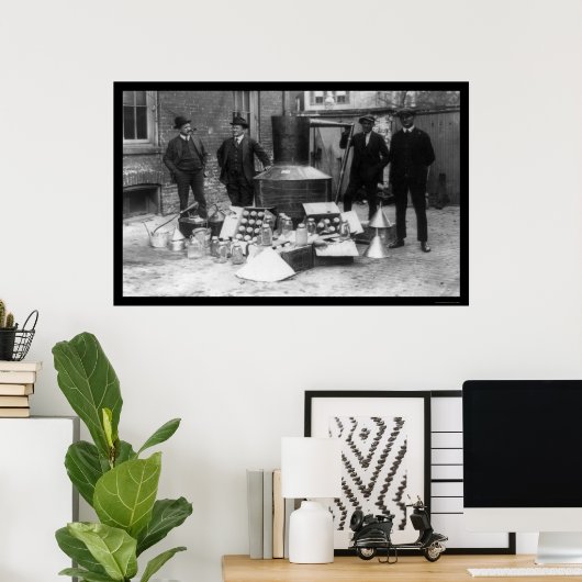 Moonshine still IRS 1922 Poster (Thuiskantoor)