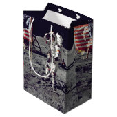 Moonwalk Apollo 17 Medium Cadeauzakje (Achterkant Gekanteld)