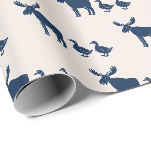 Moose and Ducks Patroon Marine Blauw Cadeaupapier (Rol Hoek)