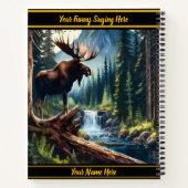 Moose bij een rustige bergstroom bij zonsopgang notitieboek (Achterkant)