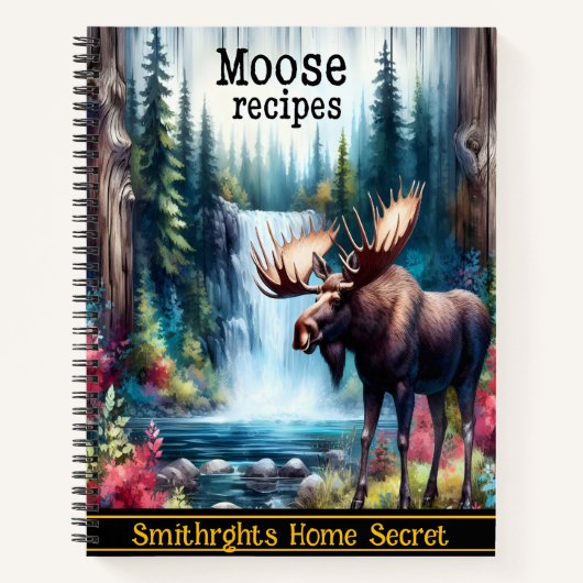 Moose bij een vredige waterval notitieboek (Voorkant)