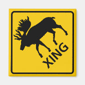 Moose Crossing Highway Sign Magneet (Voorkant)