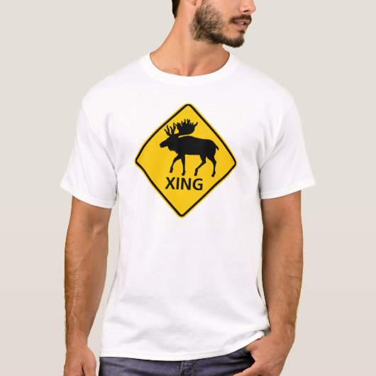 Moose Crossing Highway Sign T-shirt (Voorkant)