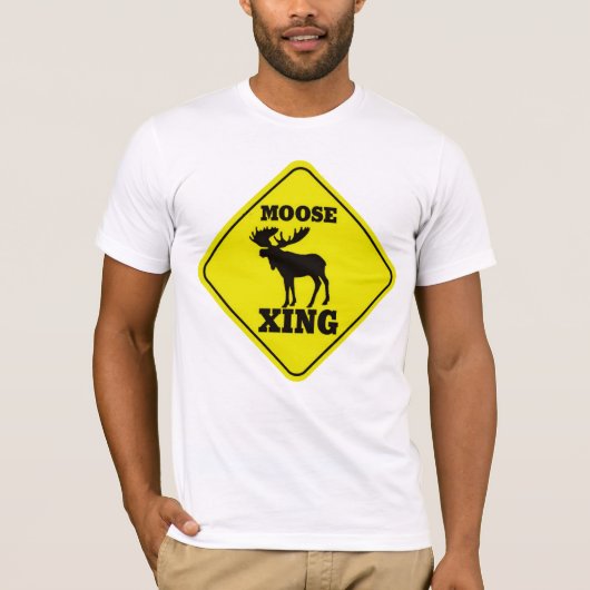 Moose Crossing T-shirt (Voorkant)