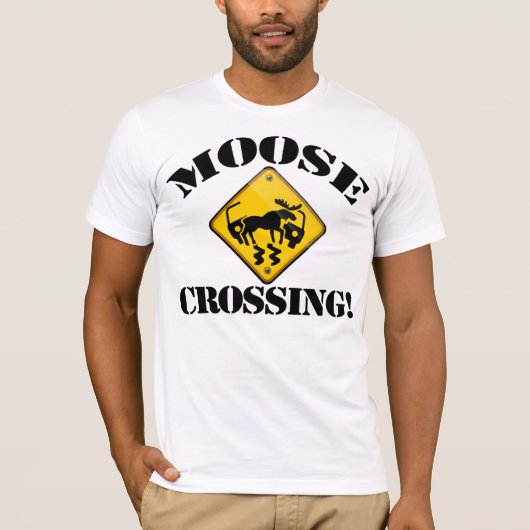 Moose Crossing T-shirt (Voorkant)
