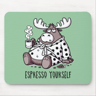 Moose Drink koffie in een Polka Dot Robe Muismat