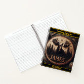 Moose houtsnijwerk in het bos notitieboek (Binnen)