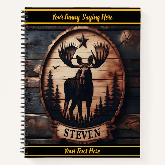 Moose houtsnijwerk op donker hout in natuur notitieboek (Voorkant)