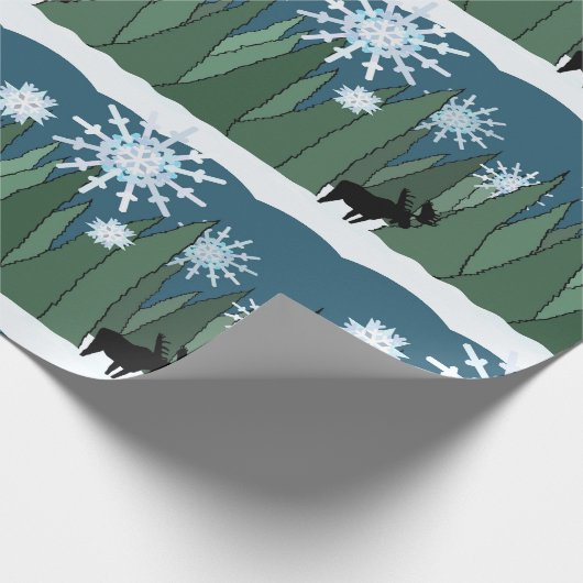Moose in Snowflake Forest Wrapping Paper Cadeaupapier (Hoek)