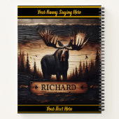 Moose is trots op zonsondergang in bos notitieboek (Achterkant)