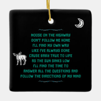 Moose on a Highway Songteksten Ornament