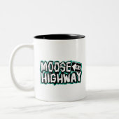 Moose op een snelweg Mok (Links)