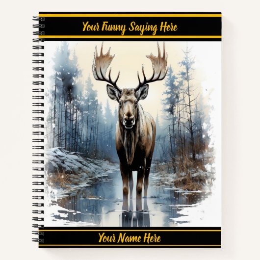 Moose staat sierlijk in een rustig bos notitieboek (Voorkant)