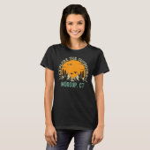 Moosup Connecticut Ontdek het buitenleven T-shirt (Voorkant volledig)