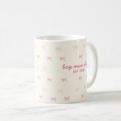 Mop met leuke aangepaste naam en strikpatroon koffiemok (Voorkant rechts)