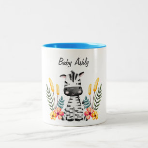 Mop met naam en bloemenkrans van een baby zebra tweekleurige koffiemok