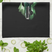 Mopar: '68 Dodge-lader met groen bliksem Theedoek (Gevouwen)