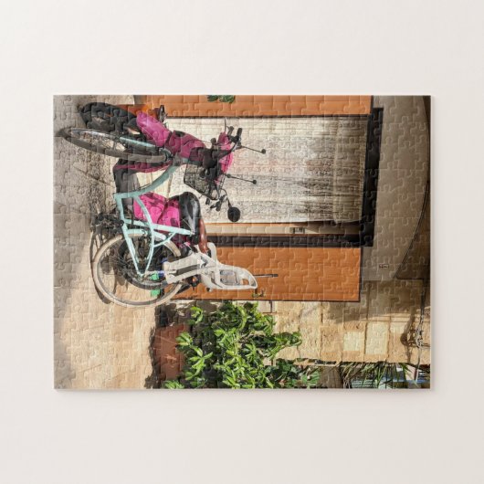 Moped in Bari, Italië Legpuzzel (Horizontaal)