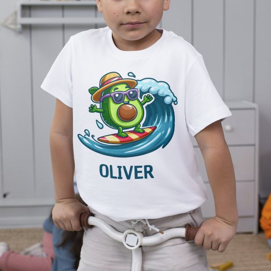 Mopshond Surfer Avocado Duikt de Golven in Persoon T-shirt