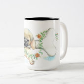 Mopshond, waterverf, huisdier tweekleurige koffiemok (Voorkant rechts)