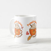 Mopshoofd met pompoengewürce latte koffiemok (Voorkant links)