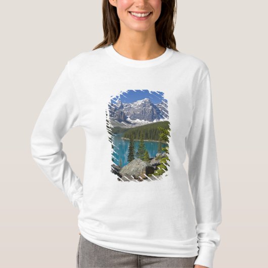 Moraine Lake, Canadian Rockies, Alberta, Canada T-shirt (Voorkant)