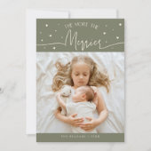 More The Merrier Christmas Sage Green Photo Birth  Aankondiging (Voorkant)
