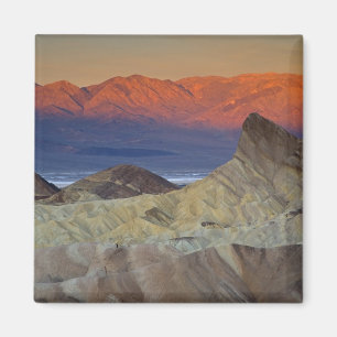 Morgens eerste licht op Zabriskie Point en Magneet