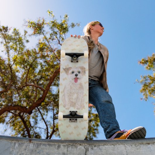 Morkie Hond Grote en Kleine Skateboard (Buiten 1)