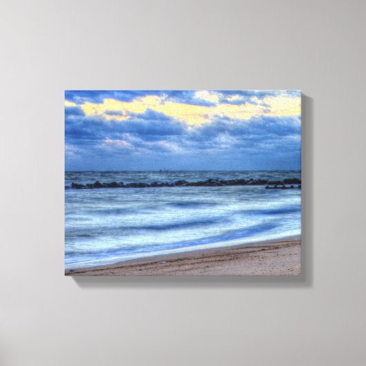 Morning Clouds bij Beach Canvas Print (Voorkant)