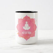 "Morning Elixir: Rise and Sip Mok" Tweekleurige Koffiemok (Center)