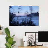 Morning Fog over het meer Poster (Thuiskantoor)