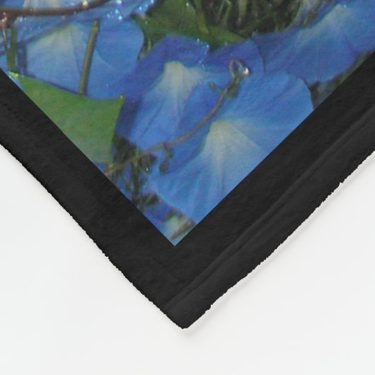 "Morning Glories" Fleece Blanket (Hoek)