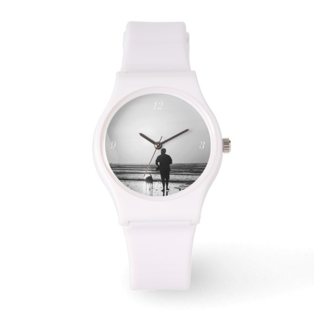 Morning Walk Grayscale Horloge (Voorkant)
