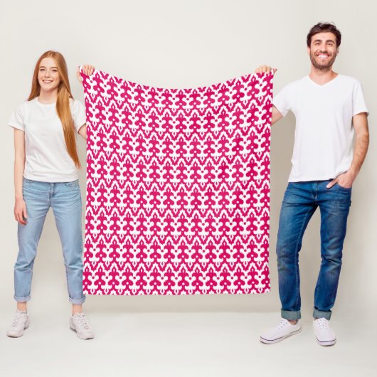 Moroccan Ikat Damask Pattern, Fuchsia Pink & White Fleece Deken (In situ)