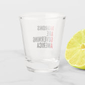 Morons regeren Amerika op 4 juli Shot Glas (Achterkant)