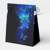 Morpho Butterfly in de donkere achtergrond Bedankdoosjes (Achterkant)